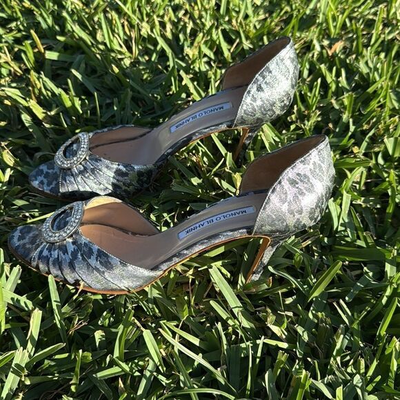 Manolo Blahnik Black & Silver Cheetah Print - Beautiful Peep Toe Heel Size 38.5 - Picture 2 of 5